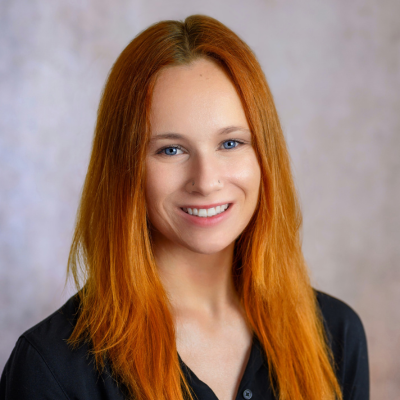KellieKuhn Headshot